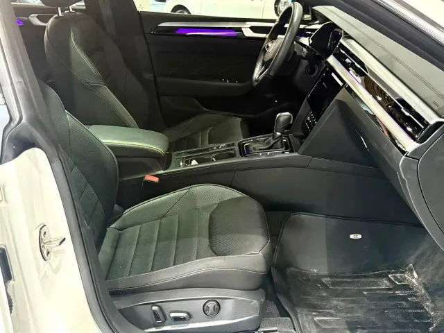 Volkswagen CC — Фото автомобиля 9