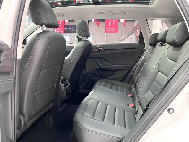 Volkswagen Tharu — Фото автомобиля 10