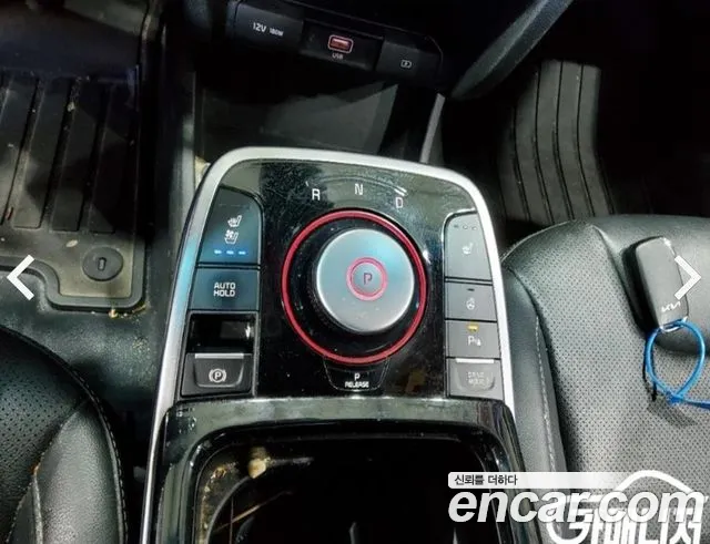 Kia Niro — Фото автомобиля 13
