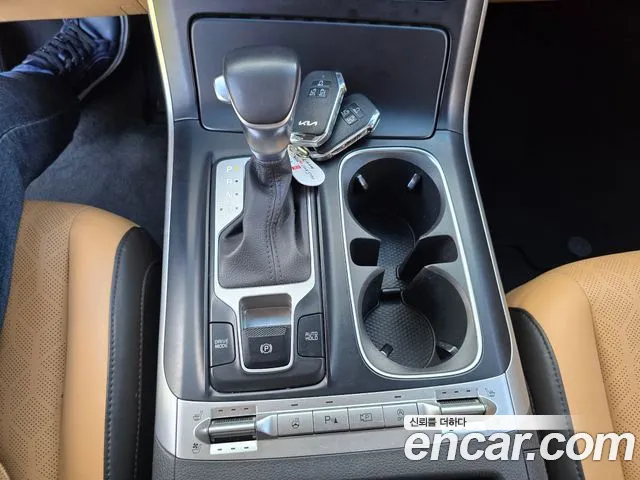 Kia Carnival 4th Gen — Фото автомобиля 9