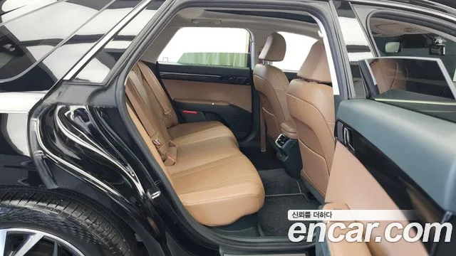 Hyundai Grandeur GN7 — Фото автомобиля 12