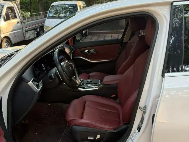 BMW 3 Series — Фото автомобиля 4