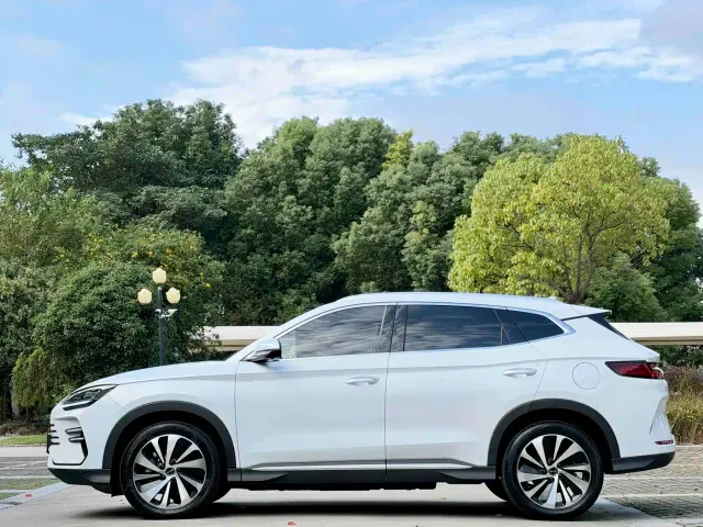 BYD Song PLUS — Фото автомобиля 4