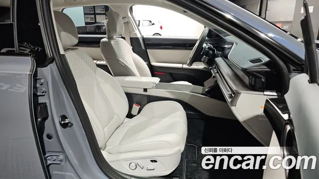 Hyundai Grandeur — Фото автомобиля 8