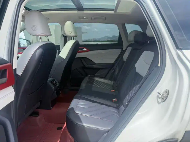 Volkswagen Tharu — Фото автомобиля 6