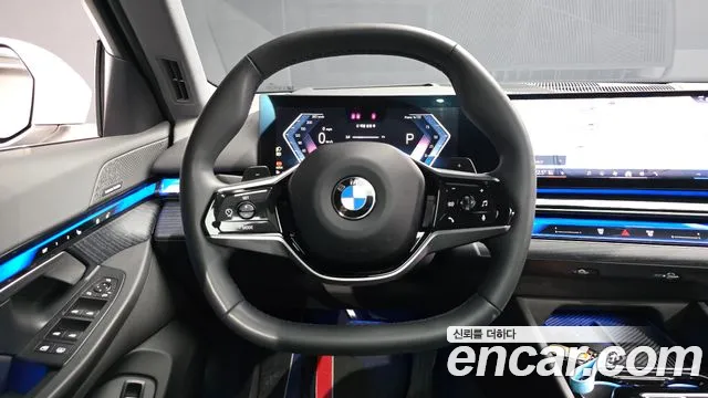 BMW 5-Series 5 серия (G60) — Фото автомобиля 13