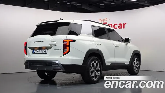 KGM Torres — Фото автомобиля 2