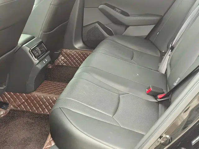 Honda Accord — Фото автомобиля 6