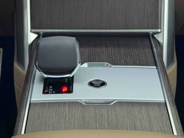 Land Rover Range Rover — Фото автомобиля 12