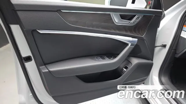 Audi A6 C8 — Фото автомобиля 13