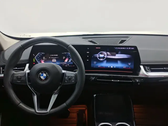 BMW X1 — Фото автомобиля 11
