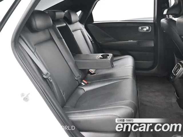 Hyundai Ioniq 6 — Фото автомобиля 12
