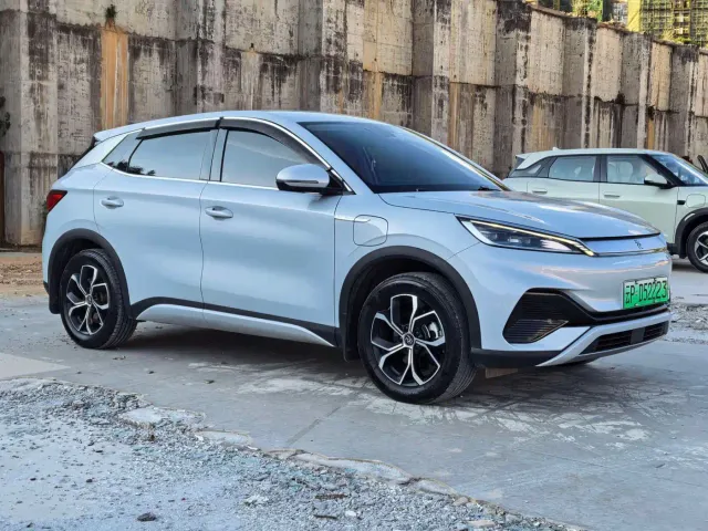 BYD Yuan PLUS — Фото автомобиля 3