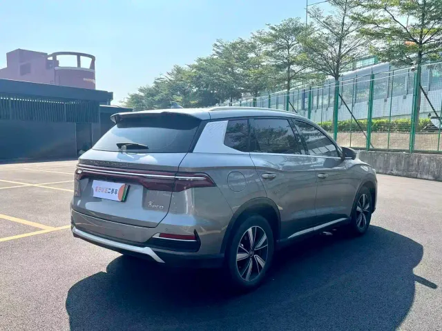 BYD Song Pro — Фото автомобиля 6