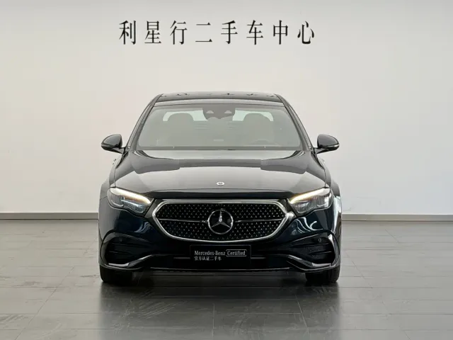 Mercedes-Benz E-Class — Фото автомобиля 5