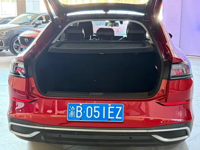 Volkswagen Lamando — Фото автомобиля 6