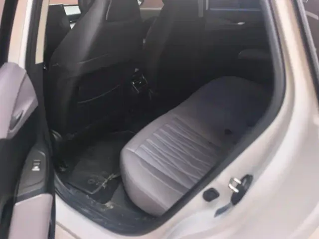 Changan Qiyuan A05 — Фото автомобиля 11