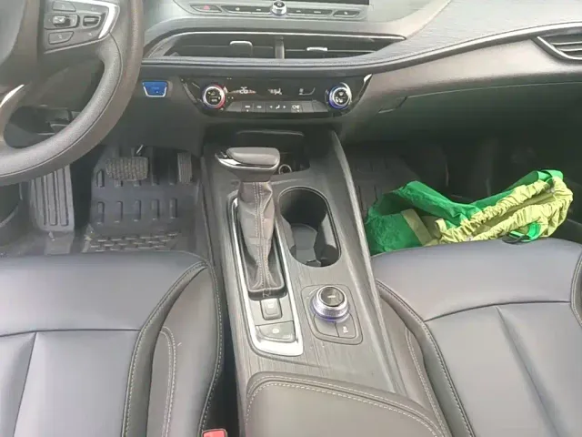 Buick Velite 6 — Фото автомобиля 13