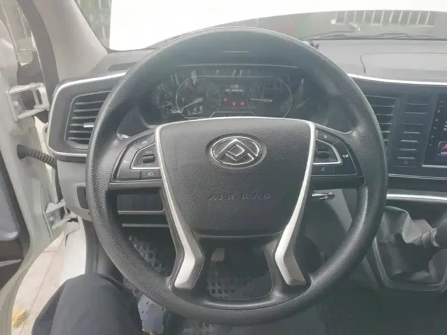 Maxus Xintu V80 — Фото автомобиля 10