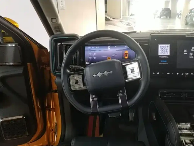 BYD FangChengBao Leopard 5 — Фото автомобиля 10