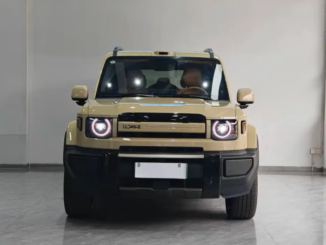 iCAR V27 — Фото автомобиля 2
