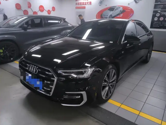 Фотография автомобиля — Audi A6L