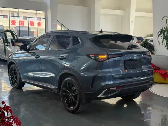 Changan X5 Plus — Фото автомобиля 9