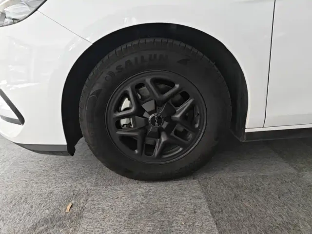 BYD Seal 05 DM-i — Фото автомобиля 22