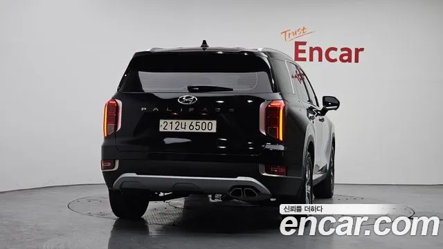 Hyundai Palisade Palisade Дизель 2.2 2WD — Фото автомобиля 4