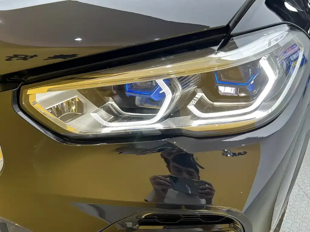 BMW BMW X5 2022 Facelift xDrive 30Li Premium M Sport Package — Фото автомобиля 8