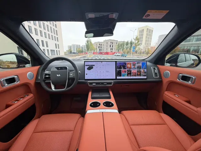 Li Auto L7 — Фото автомобиля 16