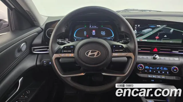 Hyundai Avante CN7 — Фото автомобиля 13