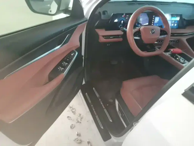 Changan CS75 Plus — Фото автомобиля 15
