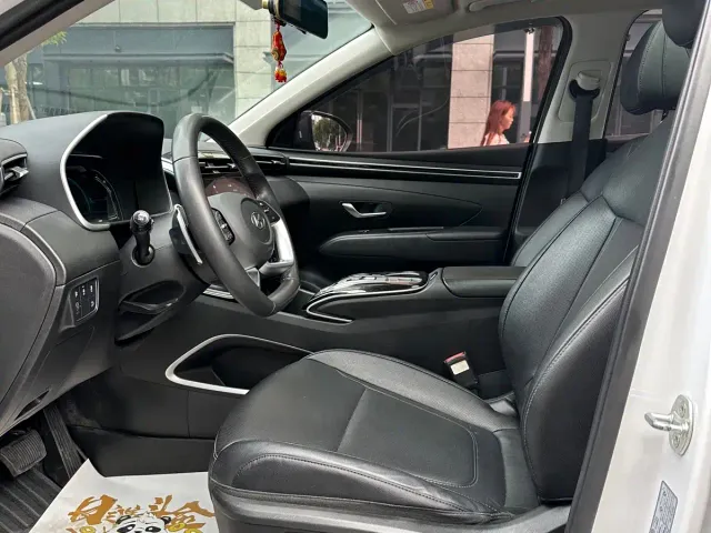 Hyundai Tucson — Фото автомобиля 4