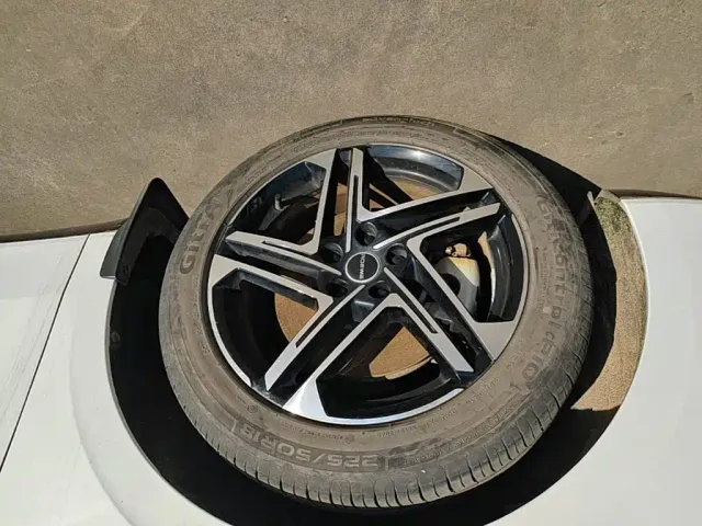 Roewe D7 — Фото автомобиля 22