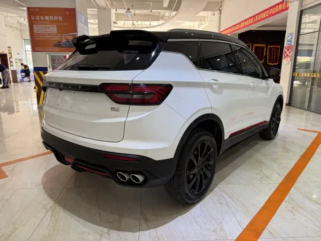 Geely Binyue — Фото автомобиля 4