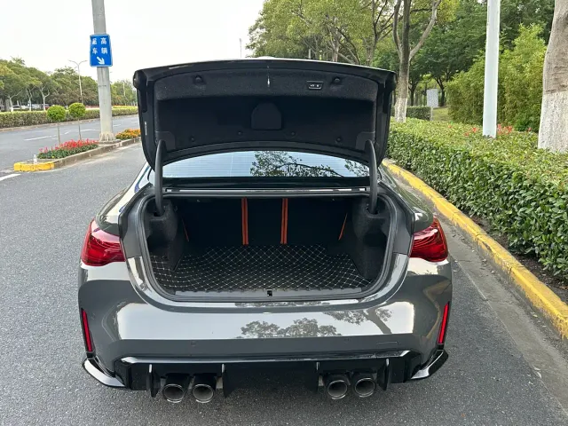 BMW M4 — Фото автомобиля 5