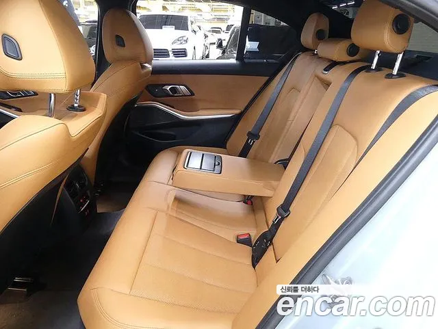 BMW 3-Series 3 серия (G20) 320i M Sport — Фото автомобиля 19