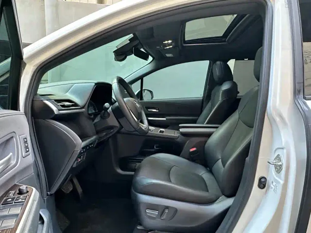 Toyota Granvia — Фото автомобиля 9