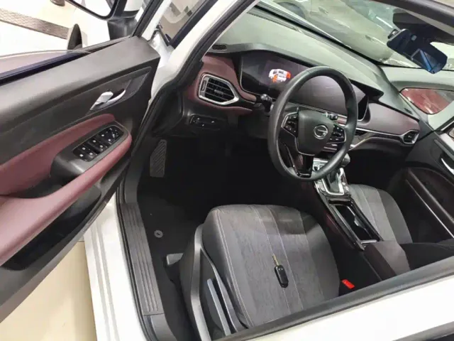 GAC Trumpchi M6 — Фото автомобиля 15