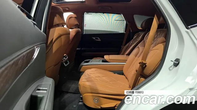 Genesis GV80 2.5T Бензин AWD — Фото автомобиля 12
