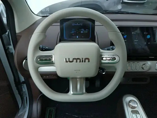 Changan Lumin — Фото автомобиля 10