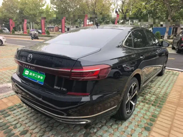 Volkswagen Passat — Фото автомобиля 6