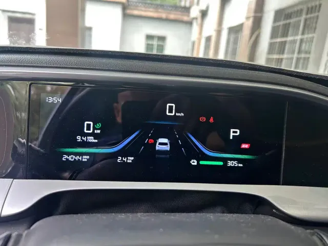 Geely Starry Wish — Фото автомобиля 7