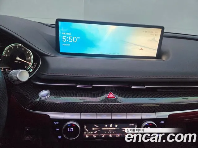 Genesis G80 Бензин 2.5 турбо AWD — Фото автомобиля 16