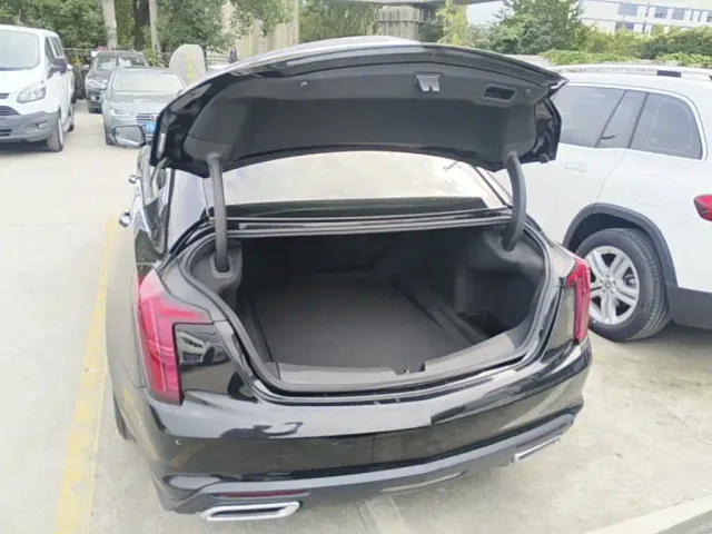 Cadillac CT5 — Фото автомобиля 18