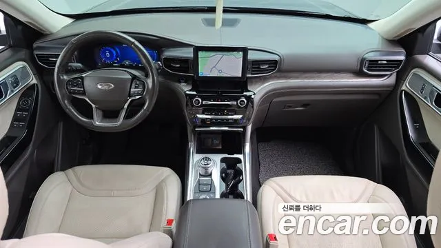 Ford Explorer Explorer 6 поколение 3.0 Platinum 4WD — Фото автомобиля 6