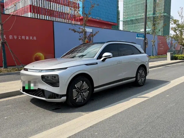Xpeng G9 — Фото автомобиля 2