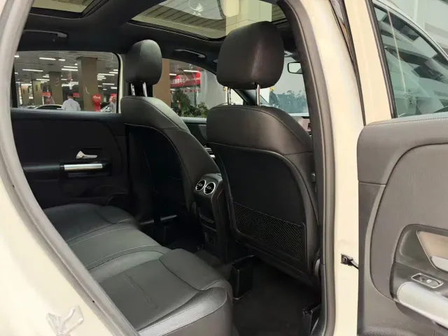 Mercedes-Benz GLA-Class — Фото автомобиля 19