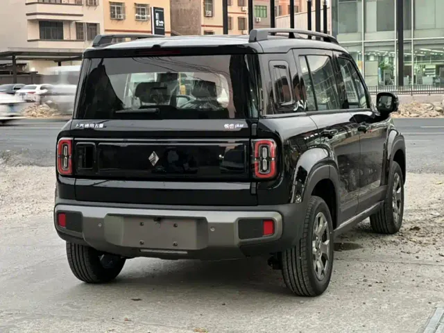 Baojun Yep Plus — Фото автомобиля 10